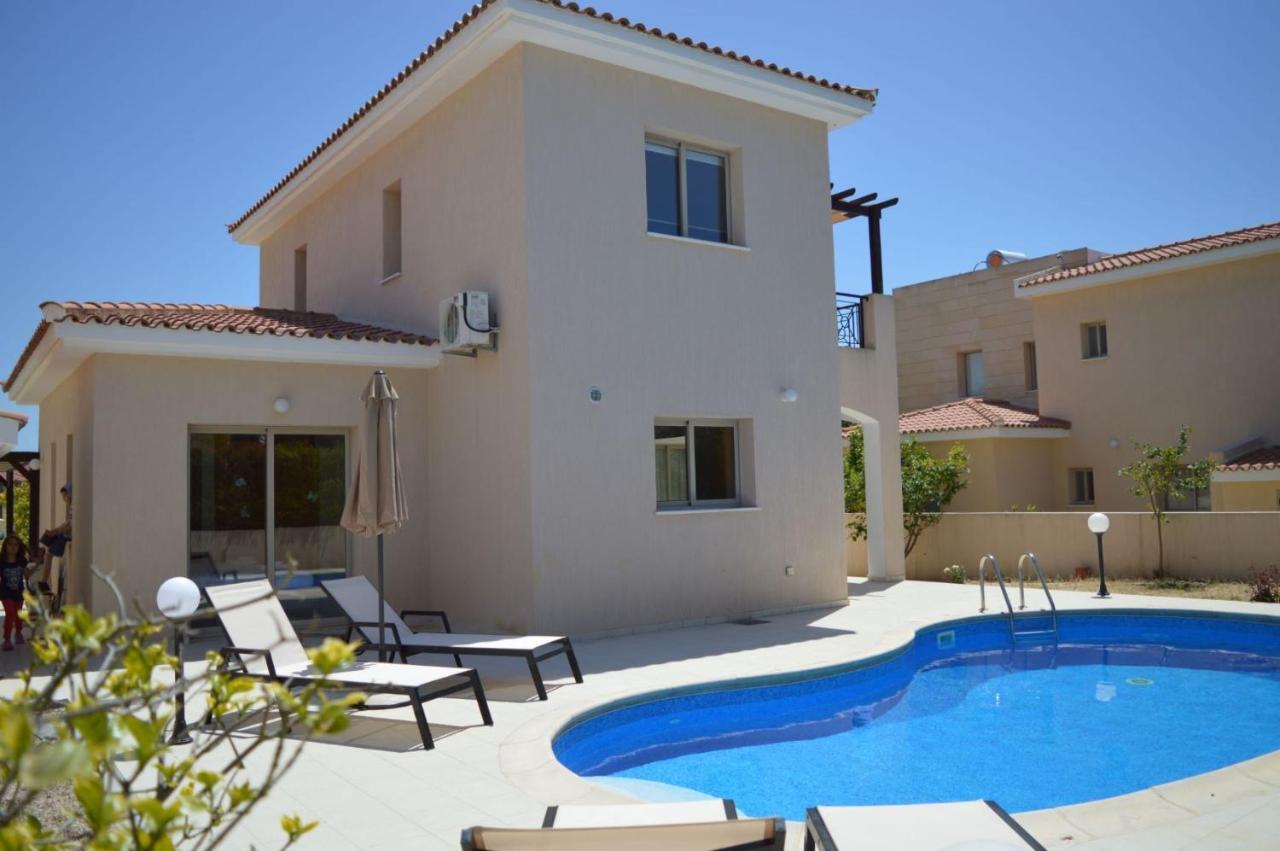 Luxury Villa Phaedra Klorakas Exterior photo