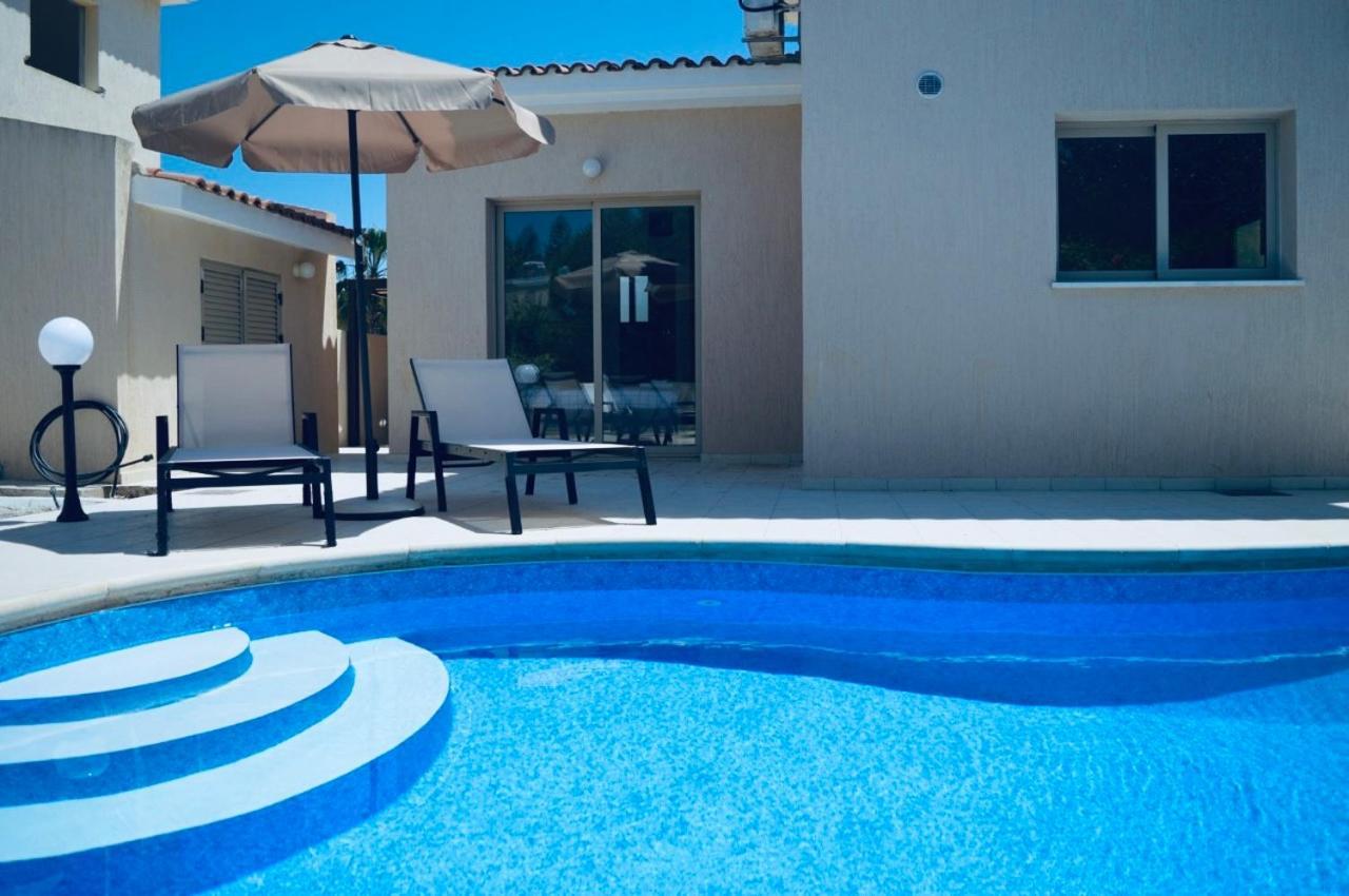 Luxury Villa Phaedra Klorakas Exterior photo