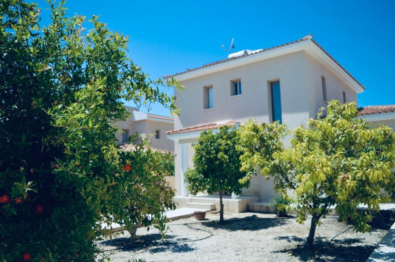 Luxury Villa Phaedra Klorakas Exterior photo